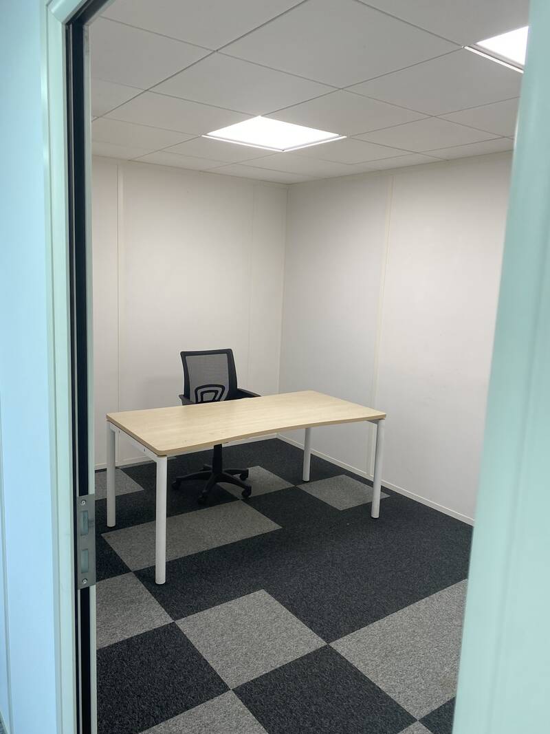 Bureaux Tout Équpés