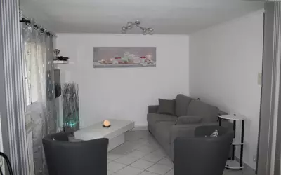 + Dépendance 65 M²