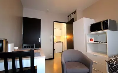 Nantes (44000)