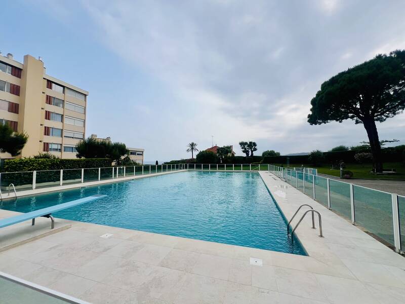 Antibes (06600)