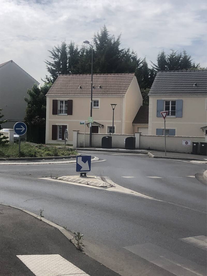 Marolles-En-Hurepoix (91630)
