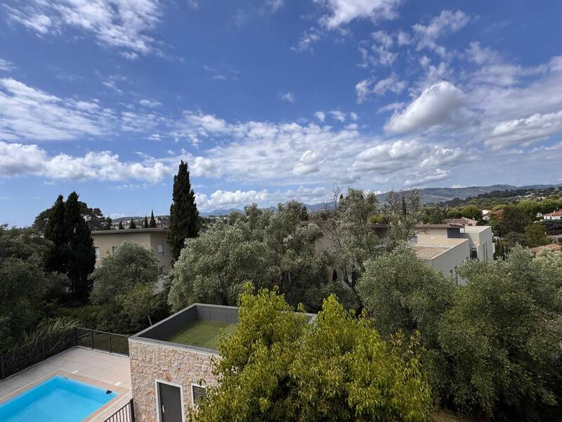 Mougins (06250)