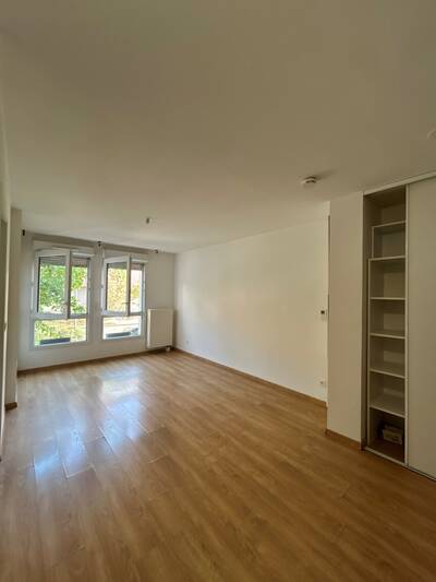 Location appartement 2 pièces Saint-Ouen-sur-Seine (93400)