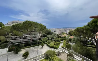 Antibes (06600)
