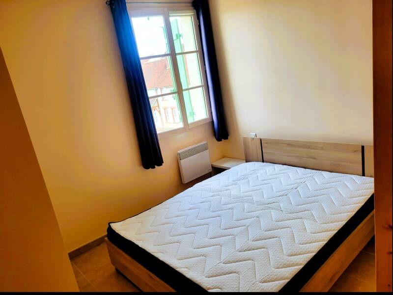 Aillant-Sur-Tholon (89110)