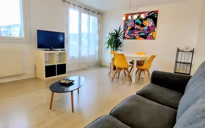 Oullins (69600)