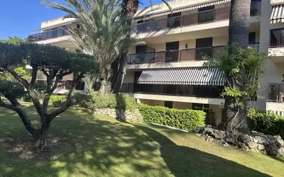 Cannes (06150)
