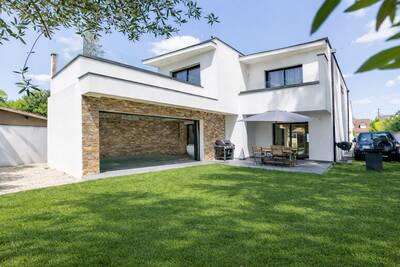 Vente maison 10 pièces Sainte-Geneviève-des-Bois (91700)