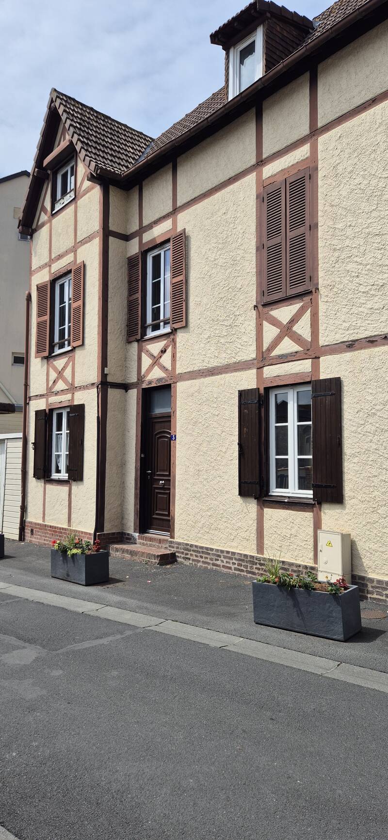 Dives-Sur-Mer (14160)