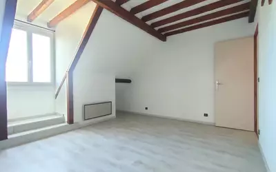 Cannes-Écluse (77130)