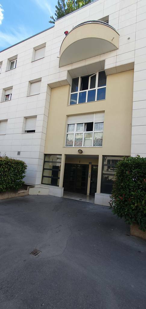 Villeneuve-La-Garenne (92390)