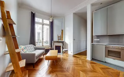 Paris 9E