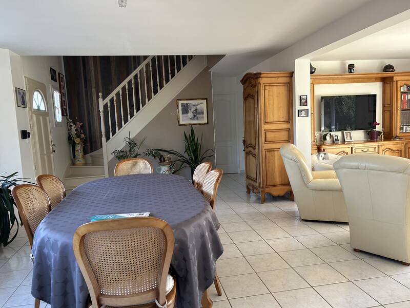 Roézé-Sur-Sarthe (72210)