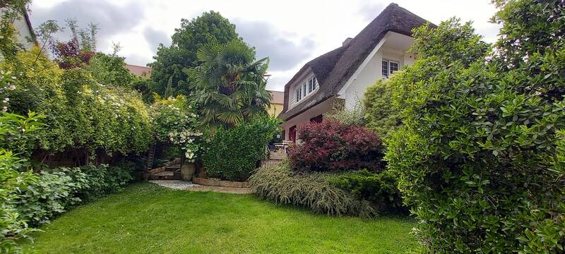 Jouy-Le-Moutier (95280)