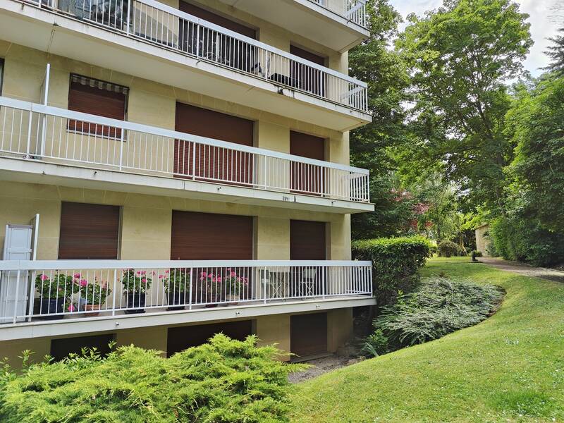 Sèvres (92310)