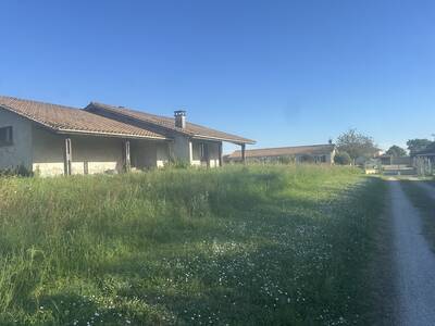 Vente maison 5 pièces Saint-Martin-du-Bois (33910)