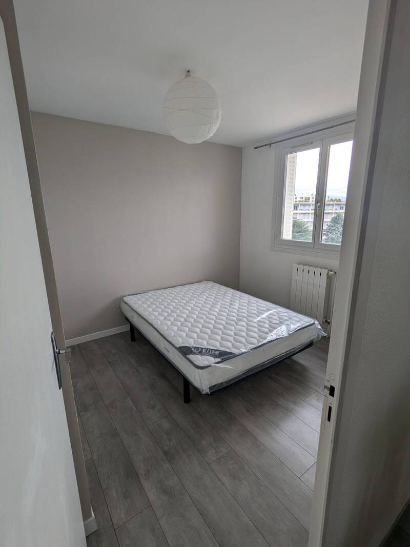Valence (26000)