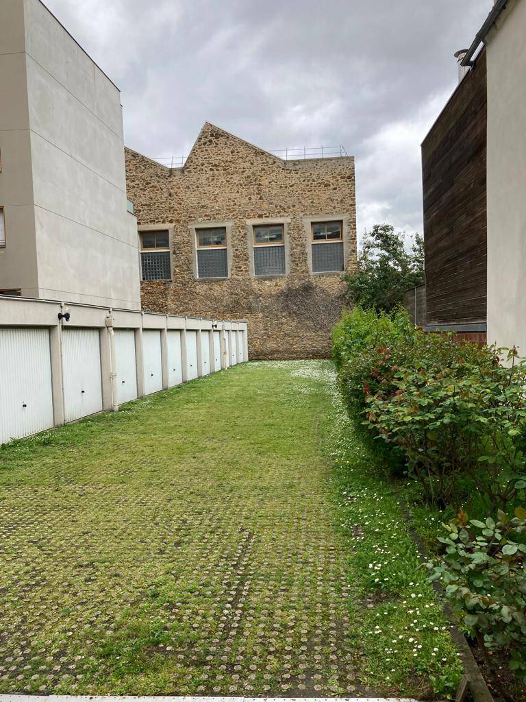 Montreuil (93100)