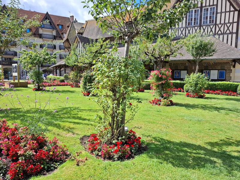 Deauville (14800)
