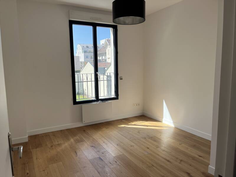 Courbevoie (92400)