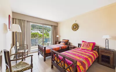 Cannes (06400)
