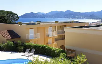 Cannes (06150)