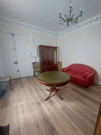 Location appartement 2 pièces Paris 9e