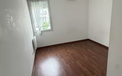 Nantes (44000)