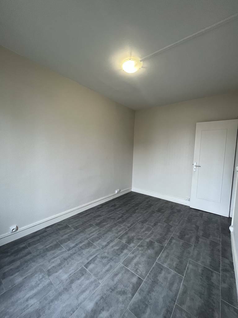 Saint-Ouen-Sur-Seine (93400)