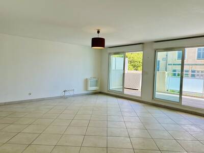 Vente appartement 3 pièces Hyères (83400)