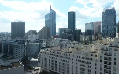 Courbevoie (92400)