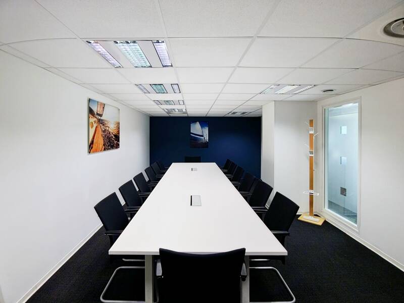 Bureaux, local professionnel Marseille 8E - 45&nbsp;m² - 2.289&nbsp;&euro;