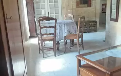 Dans Un Manoir