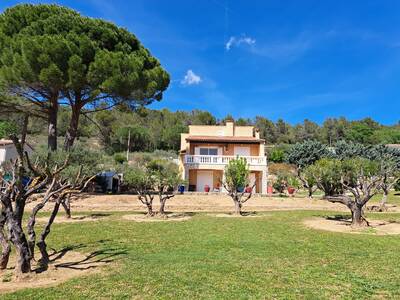 Vente maison 6 pièces Camps-la-Source (83170)