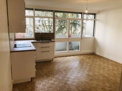 Location appartement 2 pièces Paris 20e