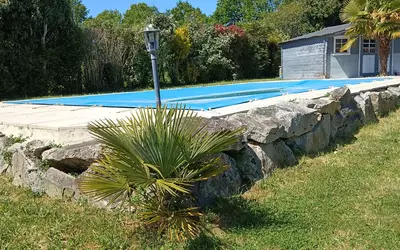 Beaulieu-Sous-La-Roche