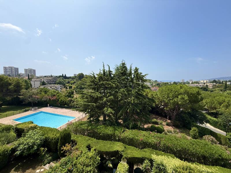 Antibes (06600)