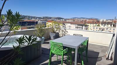 Vente appartement 4 pièces Lyon 8e