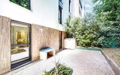 Rennes, Avec Jardin Privatif.