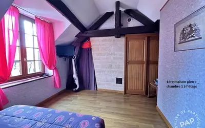- Un Lot De 2 Maisons