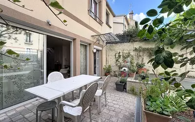 Issy-Les-Moulineaux (92130)