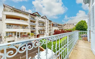 Aix-Les-Bains