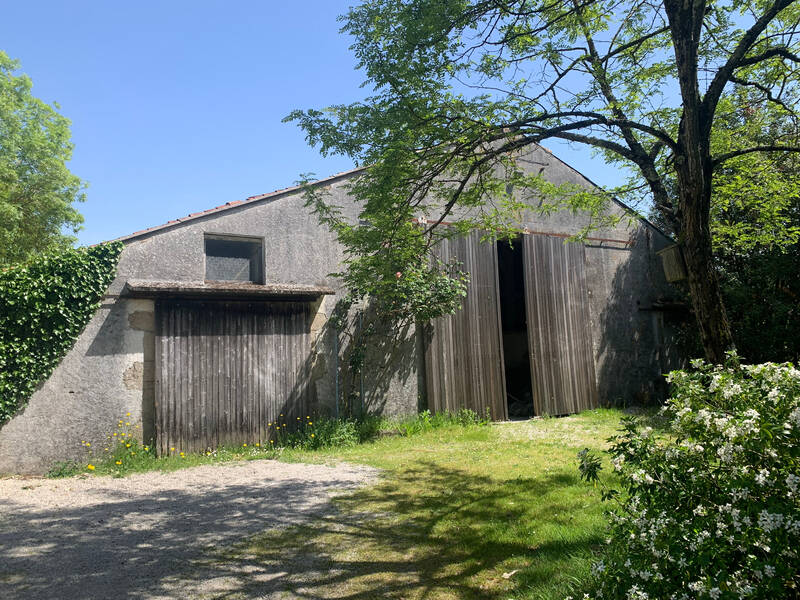 + Grange  Les Clouzeaux (85430)