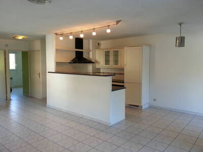 Location appartement 3 pièces Marseille 12e