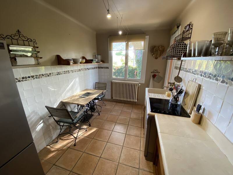 Pertuis (84120)
