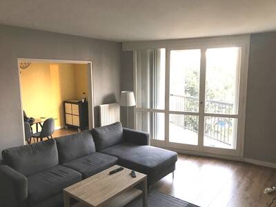 Location appartement 4 pièces Courbevoie (92400)