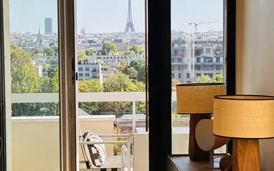 Avec Terrasse - Courbevoie Limite Neuilly Sur Seine -