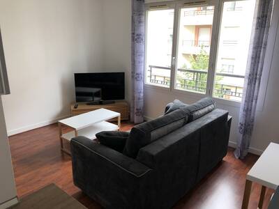Location appartement studio Issy-les-Moulineaux (92130)