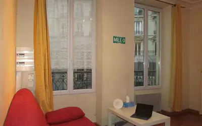 Paris 9E