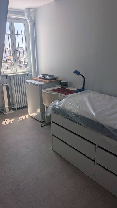 Location appartement studio Paris 17e